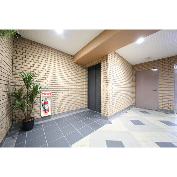 プロビデンス泉　名古屋市賃貸　仲介手数料無料のロビー