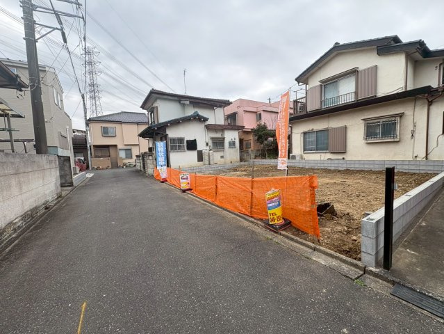川越市小室　新築分譲　JR川越線『西川越駅』徒歩7分　【泉小学区】の前面道路含む現地写真