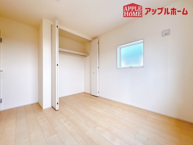 [新築住宅] 鴻巣市松原 全7棟の洋室|２階居室は全室収納あり！たっぷりある収納活用でお部屋もキレイを保てます♪