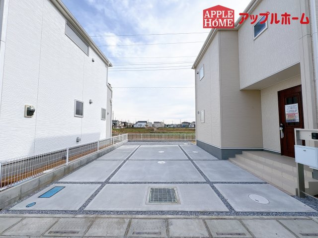 [新築住宅] 鴻巣市松原 全7棟の駐車場|資料請求、お電話でのお問合せ、いつでも丁寧に対応させていただきます！不動産業界のプロフェッショナルが集う弊社にぜひ一度ご相談ください！