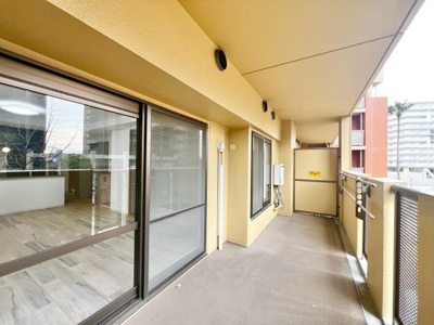 【バルコニー】 | ファミールハイツ泉大津セントハーバーシティ六番館