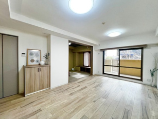 【居間・リビング】 | ファミールハイツ泉大津セントハーバーシティ六番館