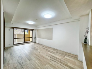 【居間・リビング】 | ファミールハイツ泉大津セントハーバーシティ六番館