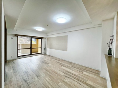 【居間・リビング】 | ファミールハイツ泉大津セントハーバーシティ六番館