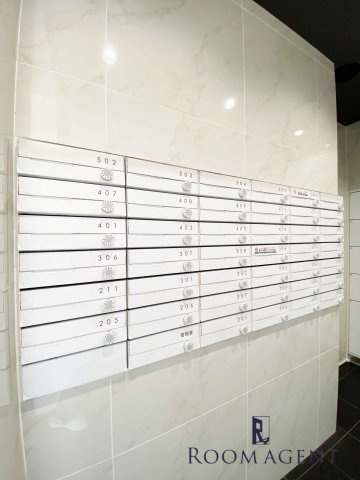 S-RESIDENCE志賀本通のエントランス