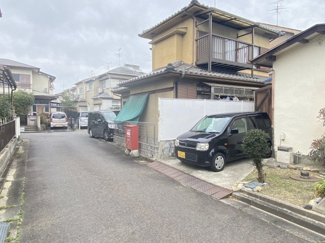 菅井馬淵　中古住宅の前面道路含む現地写真|前面道路含む現地写真です