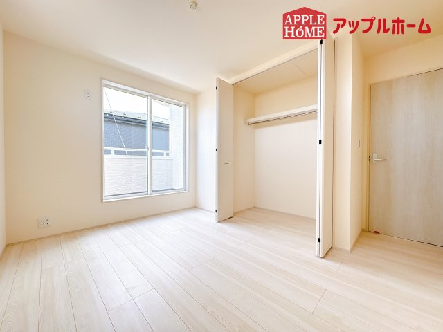[新築住宅] 鴻巣市松原 全7棟の洋室|２階居室は全室収納あり！たっぷりある収納活用でお部屋もキレイを保てます♪