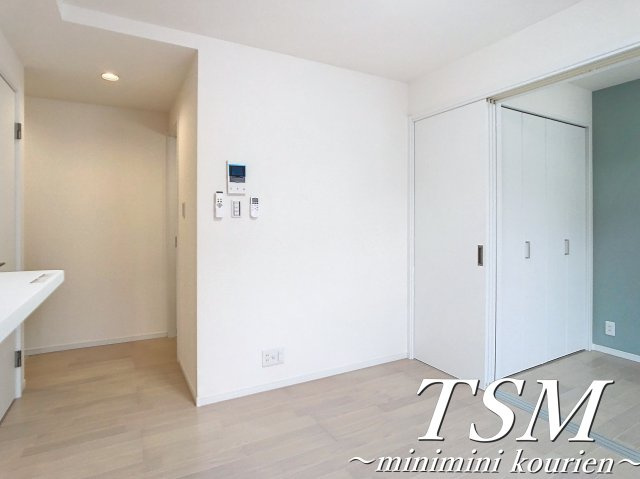 リアフラッツ香里園ＮＯＲＴＨの居間・リビング