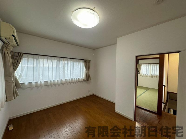 【洋室】 | 西津田10丁目中古戸建 | 使い勝手のいい洋室です