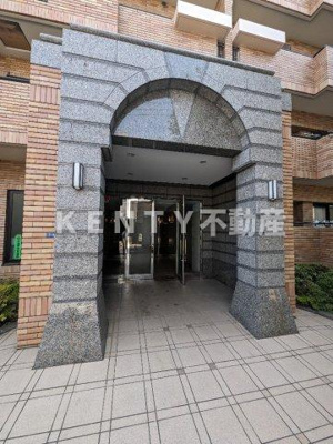 【エントランス】 | セリゼ雪が谷 | 落ち着いたエントランスです