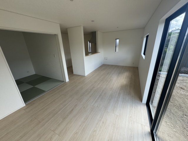 行田市向町第２　の居間・リビング|２号棟現地リビング（2026年08月07日）撮影