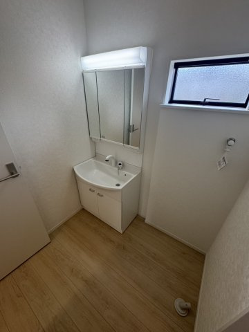 行田市向町第２　の独立洗面台|２号棟現地洗面所（2026年08月07日）撮影
