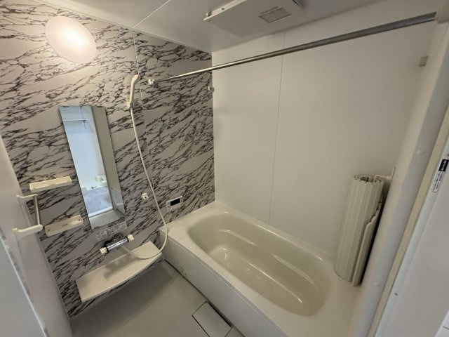 D-roomカトレアの浴室