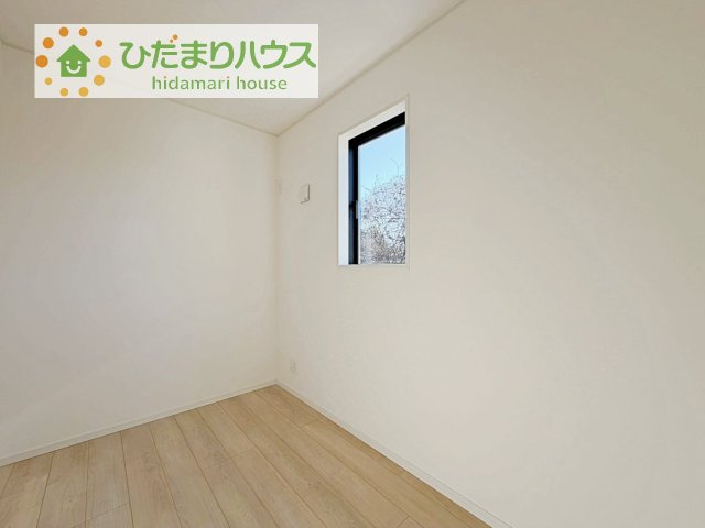 【収納】 | 土浦市並木第15　新築戸建　2号棟 | 大きなベッドを置いても余裕の広さの主寝室♪