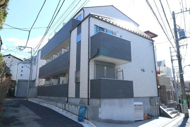 アリロッセ赤羽のエントランス
