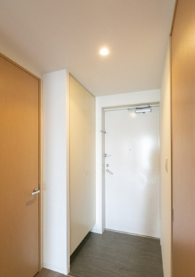 【玄関】 | 東雲キャナルコートCODAN17号棟 | 明るい玄関です