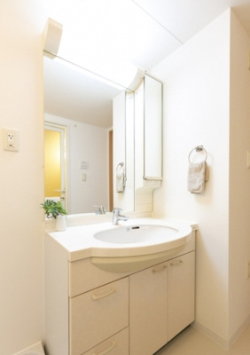 【洗面所】 | 東雲キャナルコートCODAN17号棟 | 明るい洗面所です