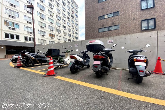 【その他共用部分】 | 新大阪コーポビアネーズ | バイク置場