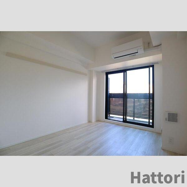 S-RESIDENCE福島玉川Tresの居間・リビング