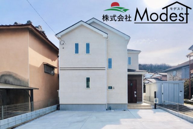高崎市石原町の外観|年中無休で平日の仕事終わり夜２０時まで受付可能です。
事前のご予約がオススメです。お気軽にお問い合わせください。
