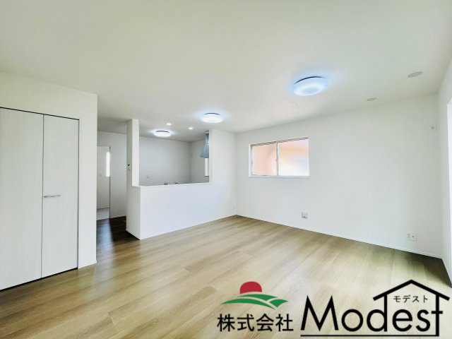 高崎市石原町の居間・リビング|居心地の良いリビングは、ご家族も自然と集まる空間♪