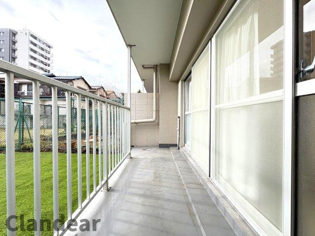 日商岩井宇喜田町マンションのバルコニー|ドキドキの新生活も、安心してスタート。ぴったりの住まいを見つけませんか？クランディアが一緒に住まい選びをサポートします‼　まずは、お気軽にお問合せください　＃クランディア