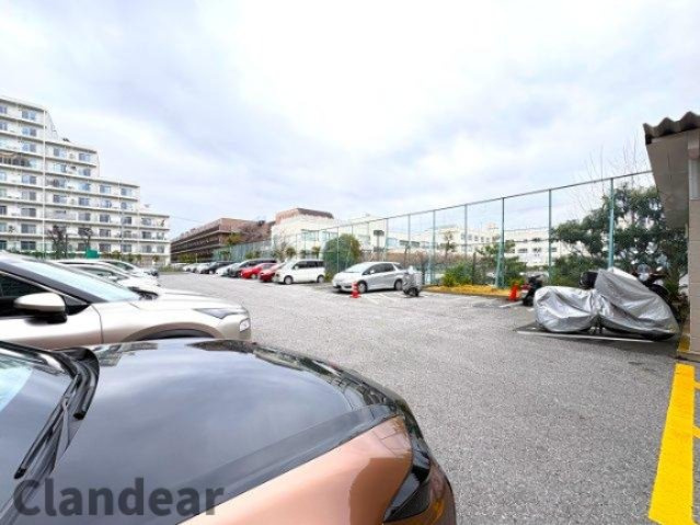 日商岩井宇喜田町マンションの駐車場|ドキドキの新生活も、安心してスタート。ぴったりの住まいを見つけませんか？クランディアが一緒に住まい選びをサポートします‼　まずは、お気軽にお問合せください　＃クランディア