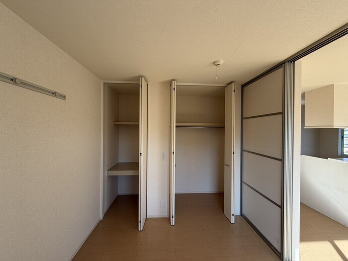 桜井市大字粟殿のアパートの収納