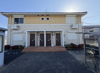 桜井市大字粟殿のアパートの外観