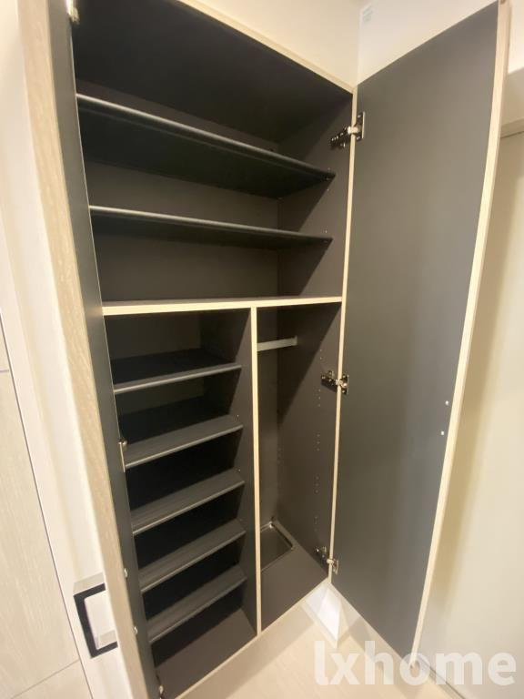 パークサイド健都の玄関