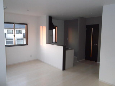 【居間・リビング】 | ウエストヒルＴＨＲＥＥ