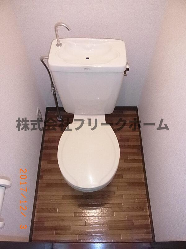 武蔵野市境２丁目のアパートのトイレ