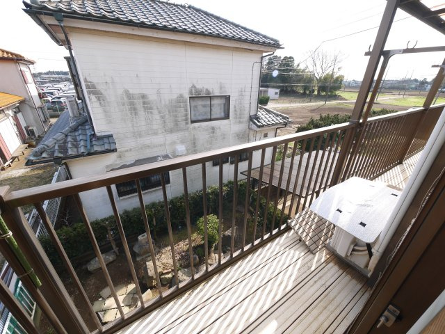 八街市八街い　中古戸建のバルコニー|内装一部リフォーム済み令和8年1月 5SLDK  閑静な分譲地 カーポート駐車1台