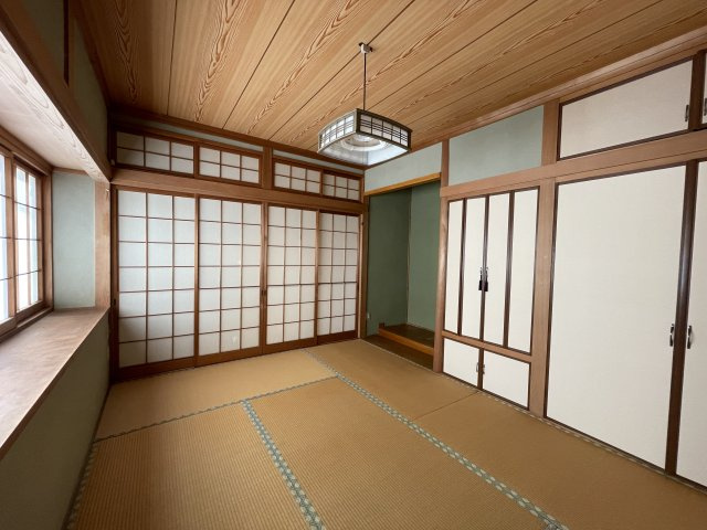 長崎市大手3丁目戸建ての和室|1階和室