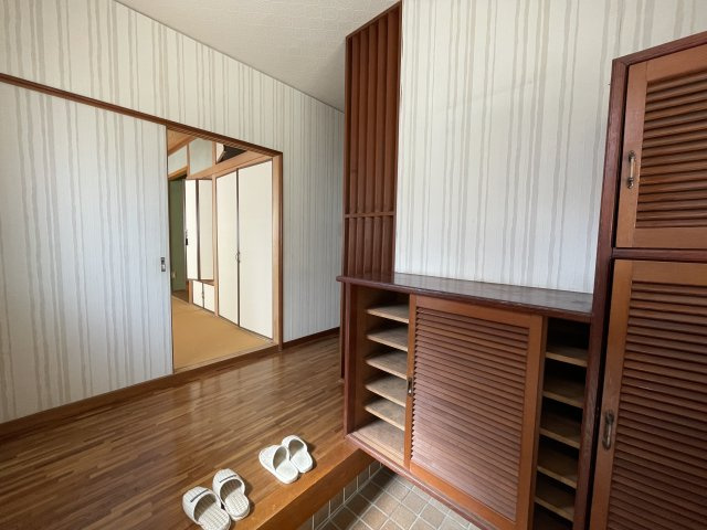 長崎市大手3丁目戸建ての玄関