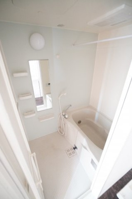 【浴室】 | マーヴェラス葛城 | ※同物件・反転タイプの写真です。