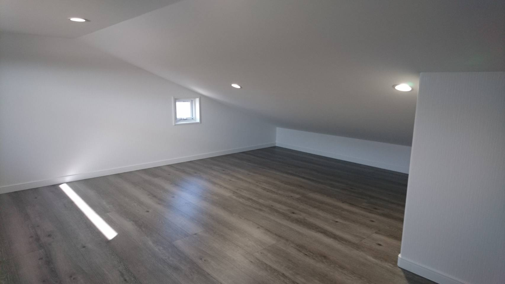 小山市駅南町５丁目１１−２１の設備