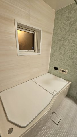 小山市駅南町５丁目１１−２１の浴室