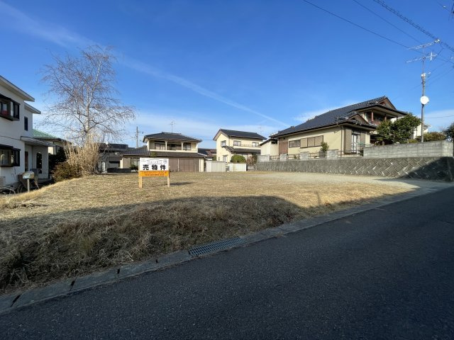 売地・住宅用地　三春町八島台6丁目　三春小学校・三春中学校の外観|前面道路は4ｍございます。
