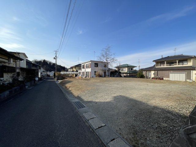 売地・住宅用地　三春町八島台6丁目　三春小学校・三春中学校の前面道路含む現地写真
