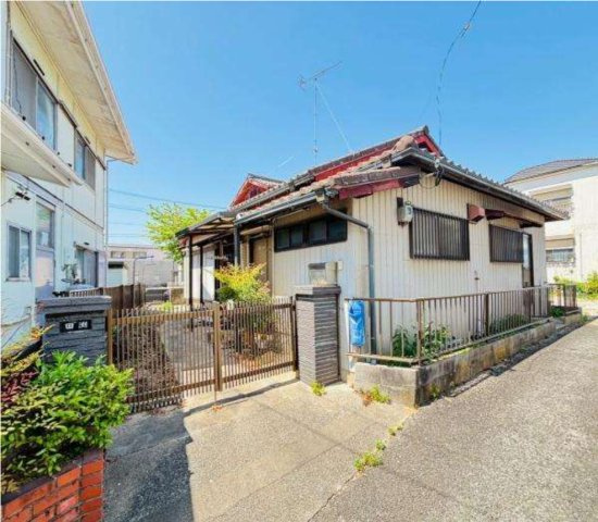 半田市港本町４丁目　中古戸建