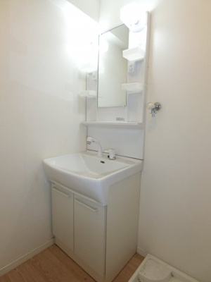 【独立洗面台】 | コスモリード武蔵中原 | 他のお部屋の参考写真となります。