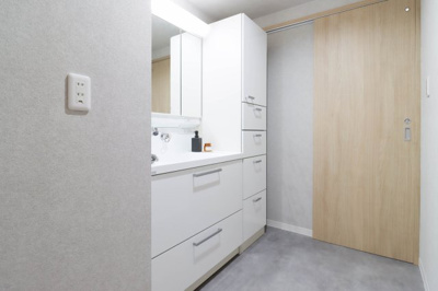 【独立洗面台】 | ダイアパレス井口リヴァージュ | 三面鏡付き洗面台