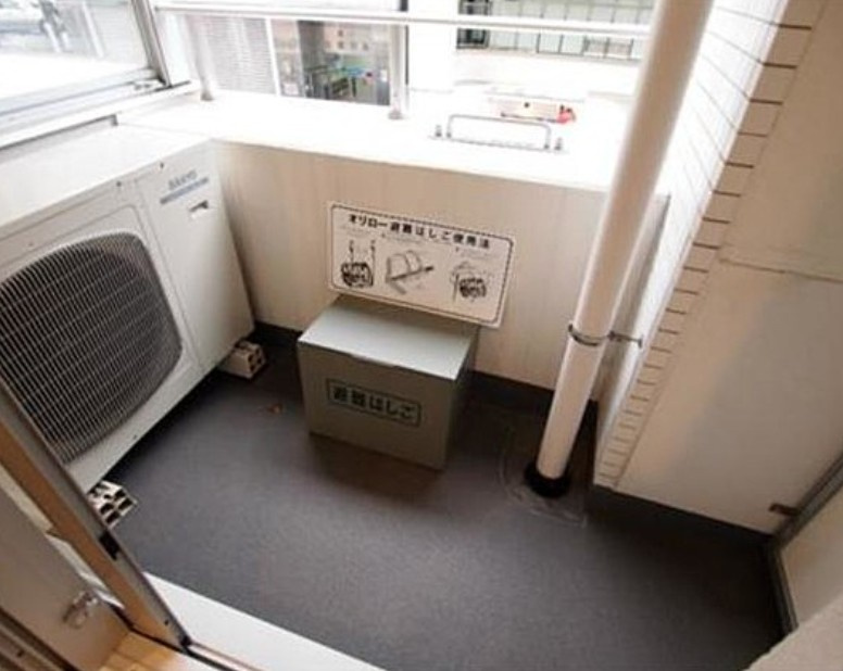 ＯＺＩＯ大手町のバルコニー