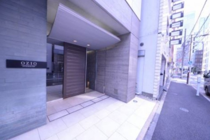 ＯＺＩＯ大手町のエントランス