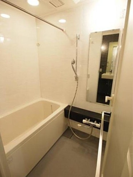 ＯＺＩＯ大手町の浴室