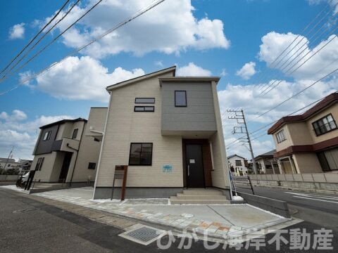 平塚市東真土2丁目　新築戸建　全3棟の前面道路含む現地写真|現地外観