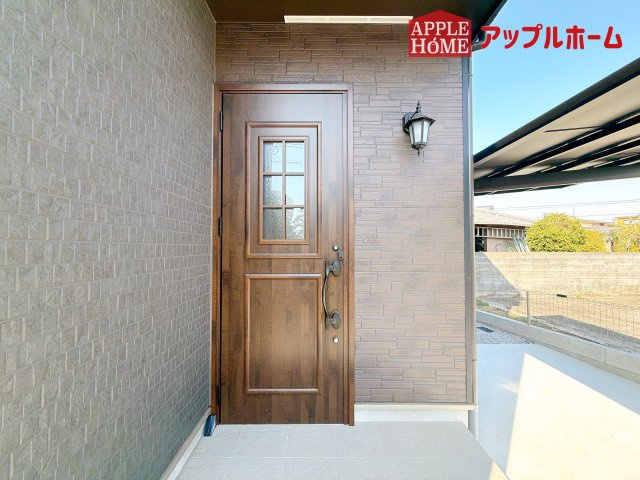 [中古住宅] さいたま市見沼区宮ヶ谷塔の玄関|☆内覧可能☆アップルホームでは物件のメリットデメリットお客様の立場にたちお伝えさせていただきます！いつでもお気軽にお問合せOKです！TEL「0120-466263」