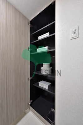 【玄関】 | ネストピア県庁口駅前 | 下駄箱もしっかりついてます！