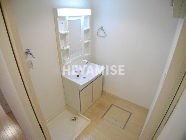 アルページュ・ソレイユの洗面所|※室内画像は別号室のもの　※反転